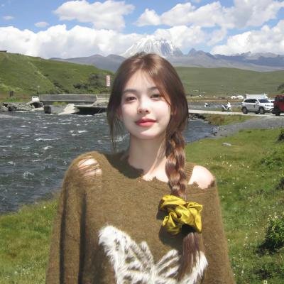 少女宿舍海报